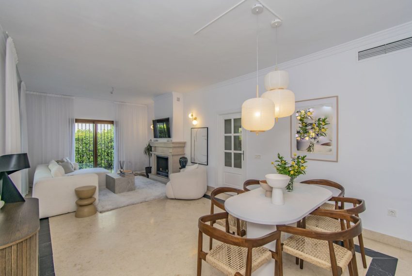 R5001352-Villa-For-Sale-Nagueles-Detached-5-Beds-400-Built-2