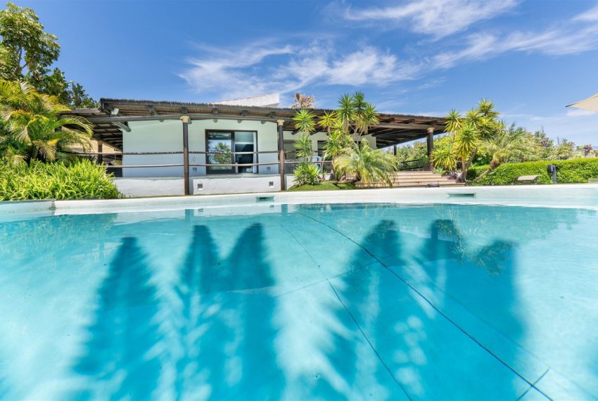R5003506-Villa-For-Sale-Nueva-Andalucia-Detached-4-Beds-446-Built-14