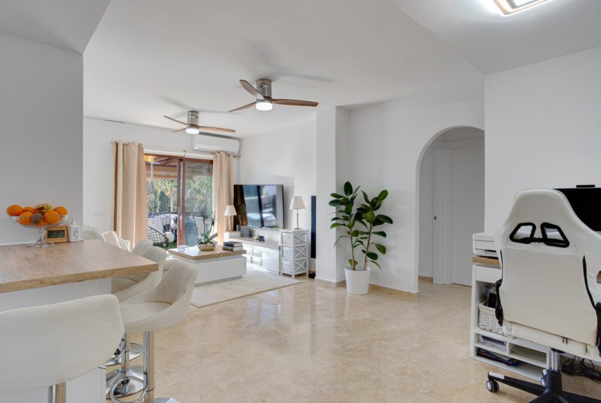 R5006638-Apartment-For-Sale-The-Golden-Mile-Middle-Floor-2-Beds-120-Built-4