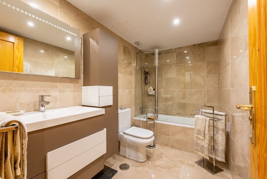 R5009593-Apartment-For-Sale-Benahavis-Middle-Floor-2-Beds-105-Built-14