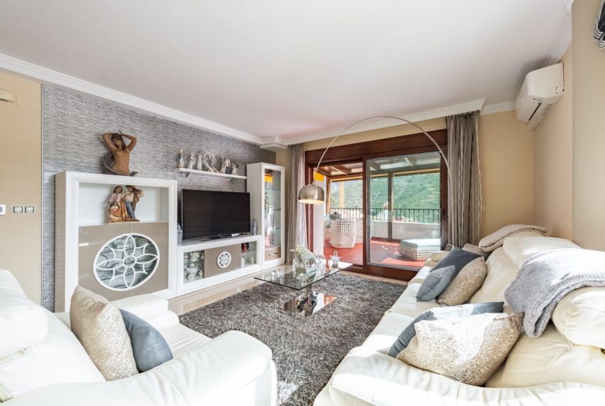 R5009593-Apartment-For-Sale-Benahavis-Middle-Floor-2-Beds-105-Built-2