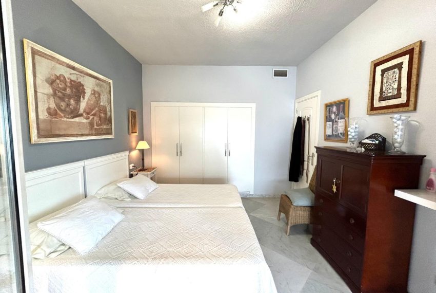 R5009962-Apartment-For-Sale-Puerto-Banus-Middle-Floor-2-Beds-130-Built-2