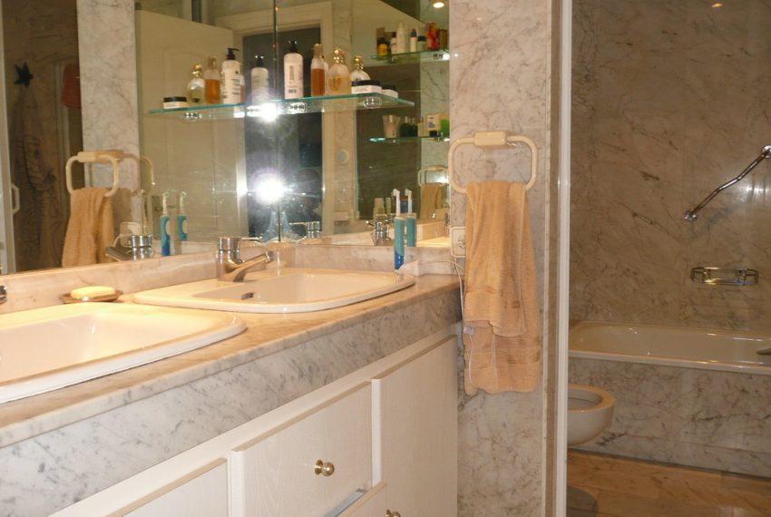 R5009962-Apartment-For-Sale-Puerto-Banus-Middle-Floor-2-Beds-130-Built-5