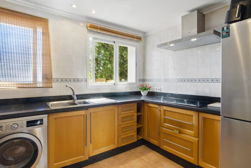R5010862-Apartment-For-Sale-Nueva-Andalucia-Penthouse-Duplex-4-Beds-262-Built-3