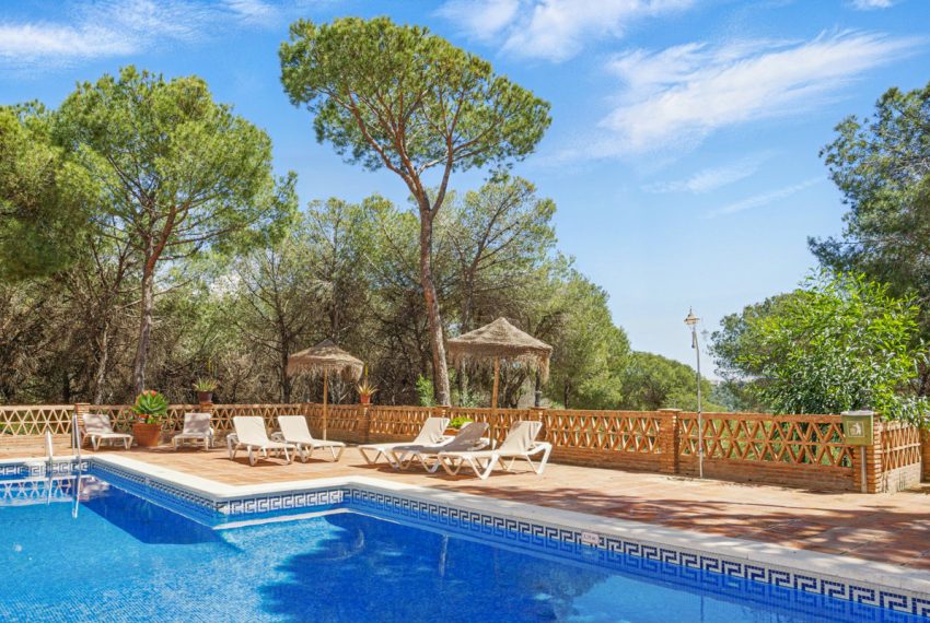 R5010862-Apartment-For-Sale-Nueva-Andalucia-Penthouse-Duplex-4-Beds-262-Built