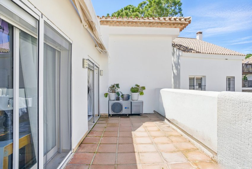 R5010862-Apartment-For-Sale-Nueva-Andalucia-Penthouse-Duplex-4-Beds-262-Built-9
