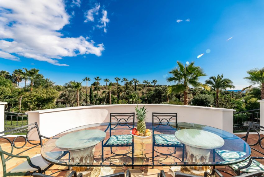 R5018239-Villa-For-Sale-Benahavis-Detached-16-Beds-1337-Built-11