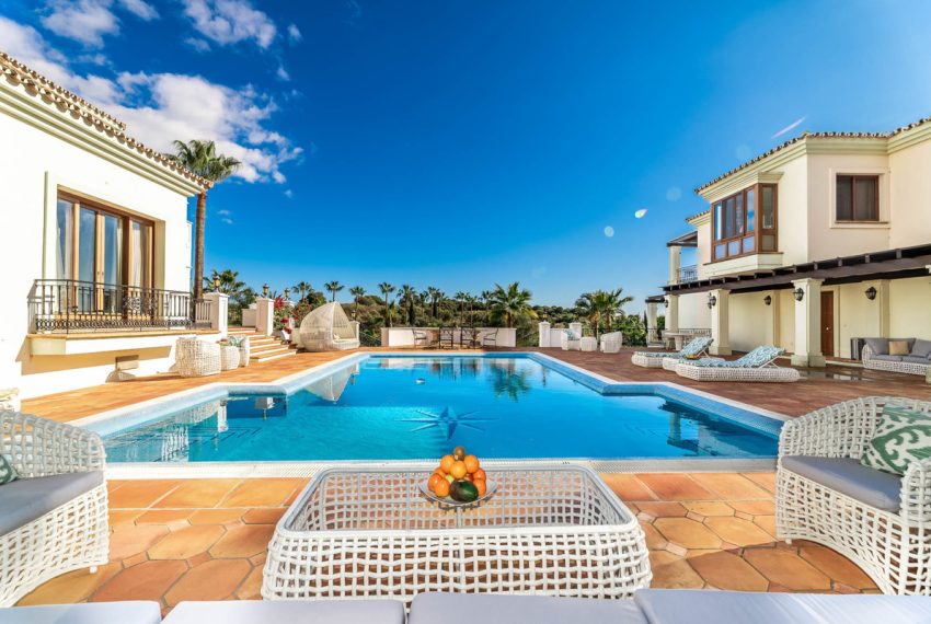 R5018239-Villa-For-Sale-Benahavis-Detached-16-Beds-1337-Built-12