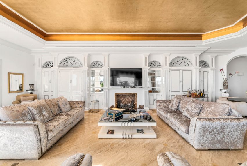 R5018239-Villa-For-Sale-Benahavis-Detached-16-Beds-1337-Built-17