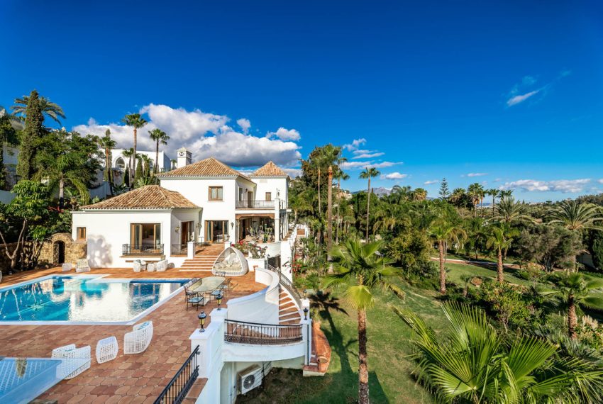 R5018239-Villa-For-Sale-Benahavis-Detached-16-Beds-1337-Built-2