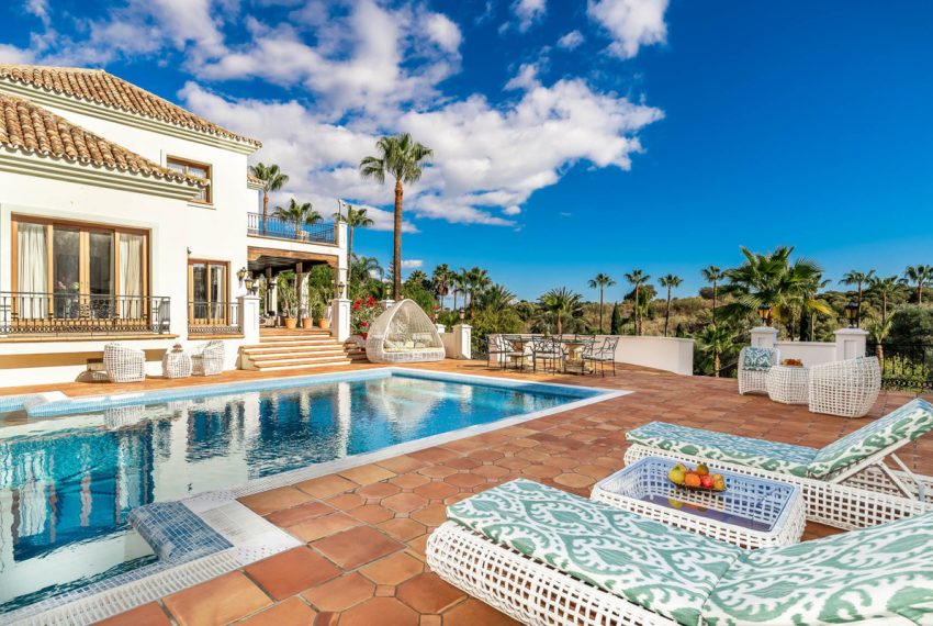 R5018239-Villa-For-Sale-Benahavis-Detached-16-Beds-1337-Built-6