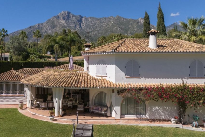 R5018602-Villa-For-Sale-The-Golden-Mile-Detached-5-Beds-600-Built-12