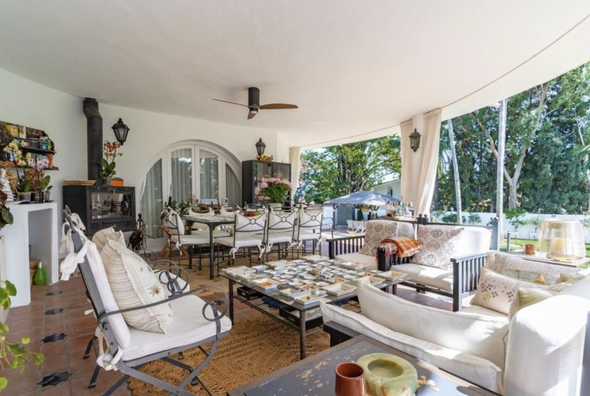 R5018602-Villa-For-Sale-The-Golden-Mile-Detached-5-Beds-600-Built-4