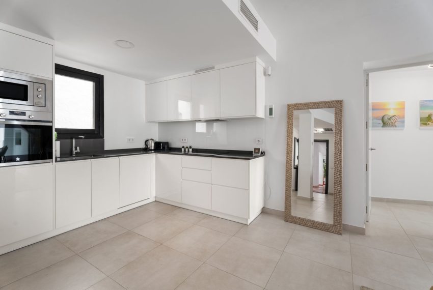 R5019349-Apartment-For-Sale-Puerto-Banus-Middle-Floor-3-Beds-166-Built-8