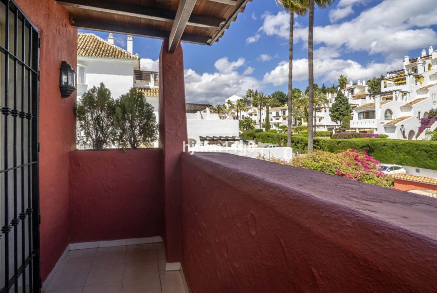R5023576-Villa-For-Sale-Nueva-Andalucia-Detached-4-Beds-204-Built-10