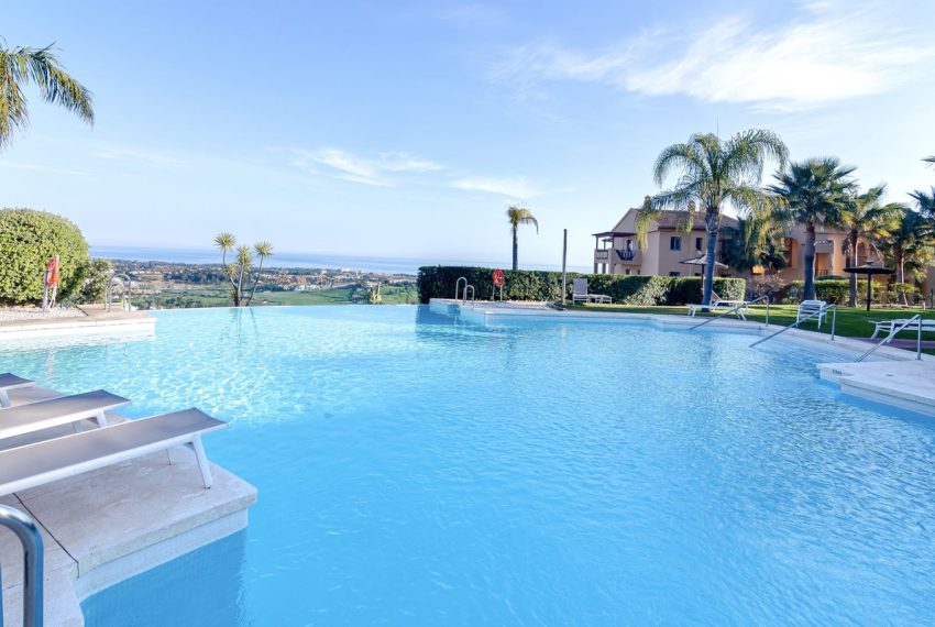 R5027083-Apartment-For-Sale-Benahavis-Ground-Floor-2-Beds-130-Built-1