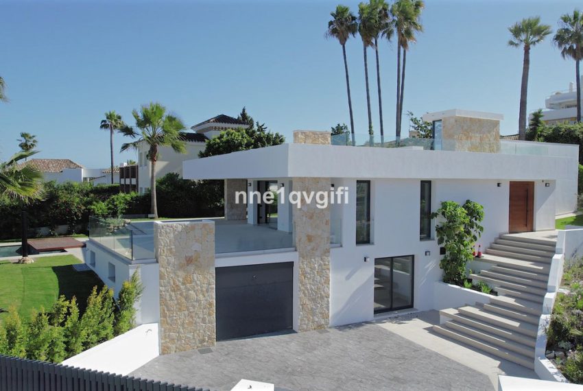 R5032297-Villa-For-Sale-Guadalmina-Alta-Detached-4-Beds-468-Built-1