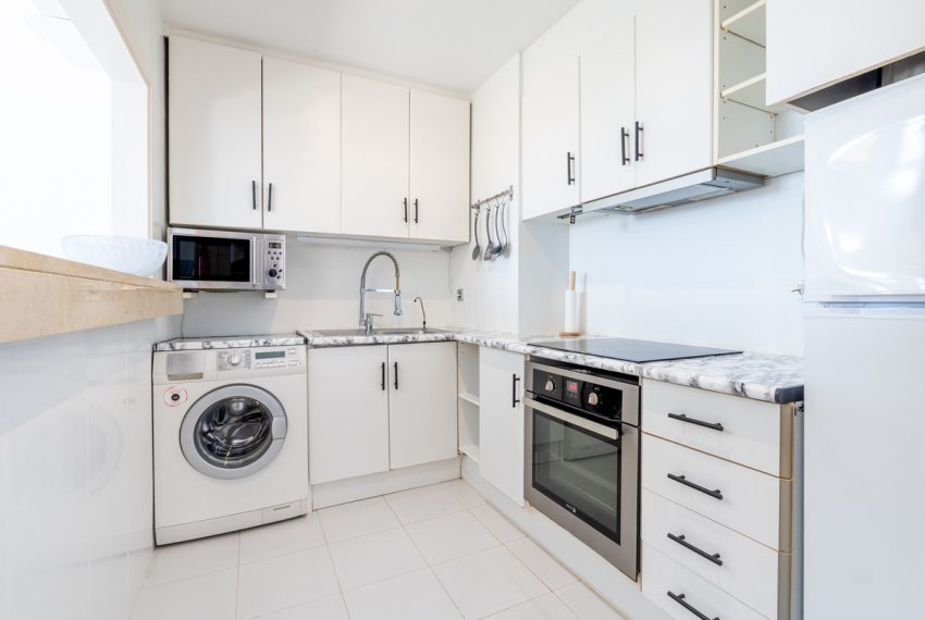 R5032549-Apartment-For-Sale-Estepona-Penthouse-1-Beds-99-Built-11