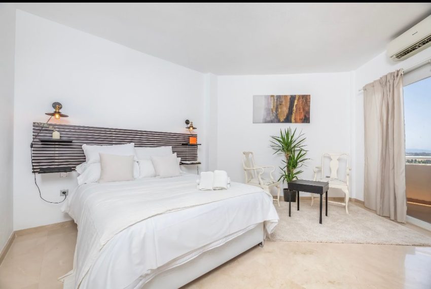 R5032549-Apartment-For-Sale-Estepona-Penthouse-1-Beds-99-Built-16