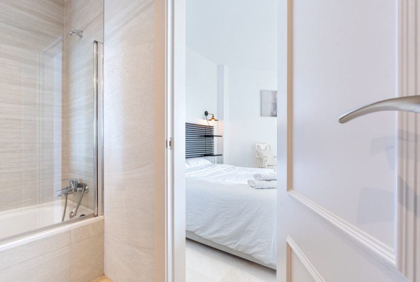 R5032549-Apartment-For-Sale-Estepona-Penthouse-1-Beds-99-Built-17