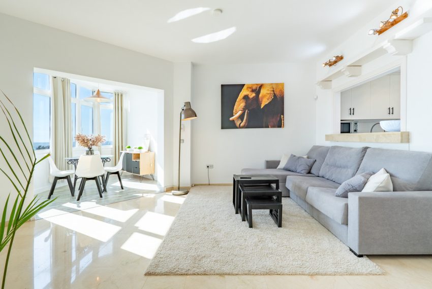 R5032549-Apartment-For-Sale-Estepona-Penthouse-1-Beds-99-Built-3