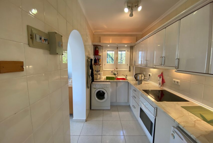 R5034424-Villa-For-Sale-Calahonda-Detached-2-Beds-85-Built-11