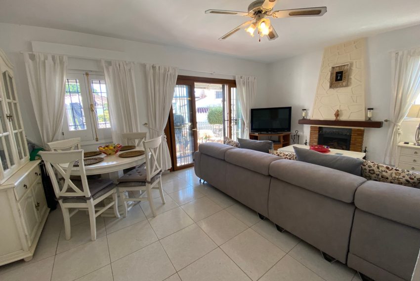 R5034424-Villa-For-Sale-Calahonda-Detached-2-Beds-85-Built-13