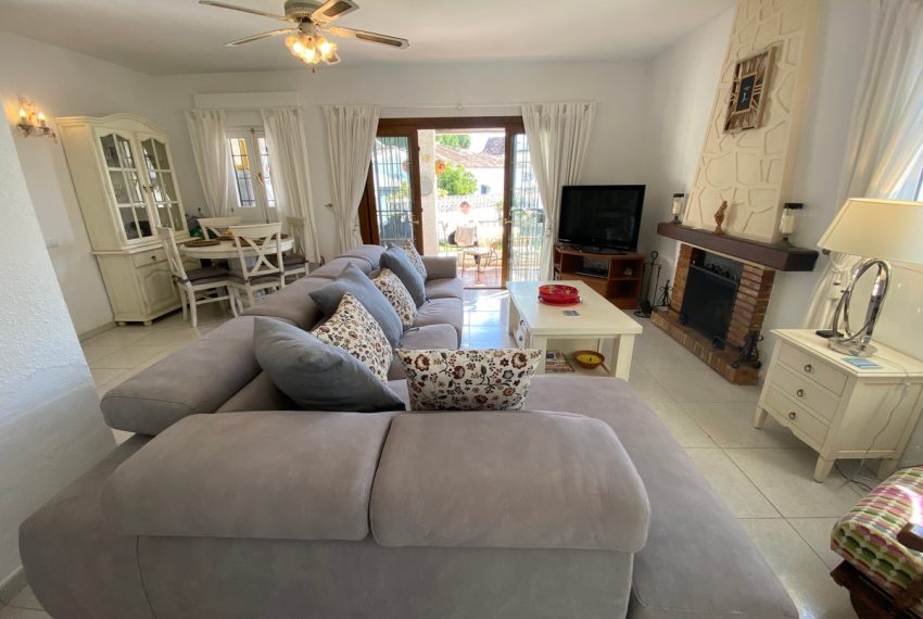 R5034424-Villa-For-Sale-Calahonda-Detached-2-Beds-85-Built-14