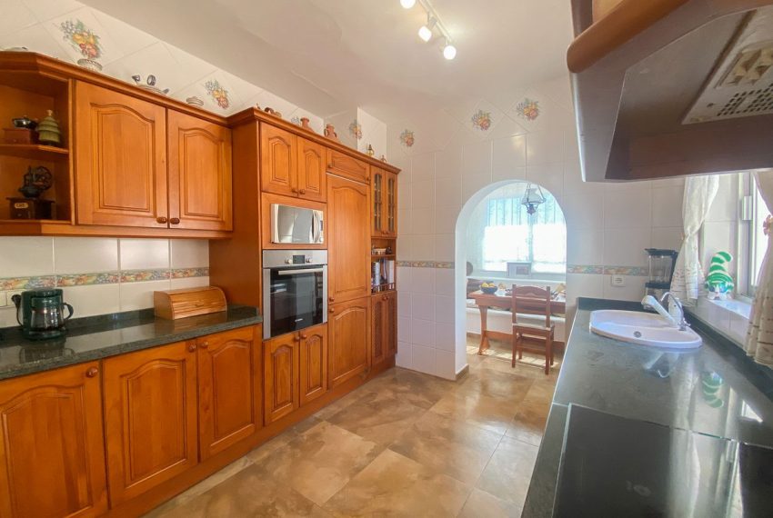 R5035006-Villa-For-Sale-Guadalmina-Alta-Detached-4-Beds-280-Built-19