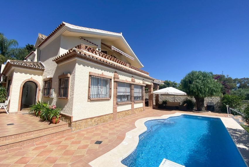 R5035006-Villa-For-Sale-Guadalmina-Alta-Detached-4-Beds-280-Built