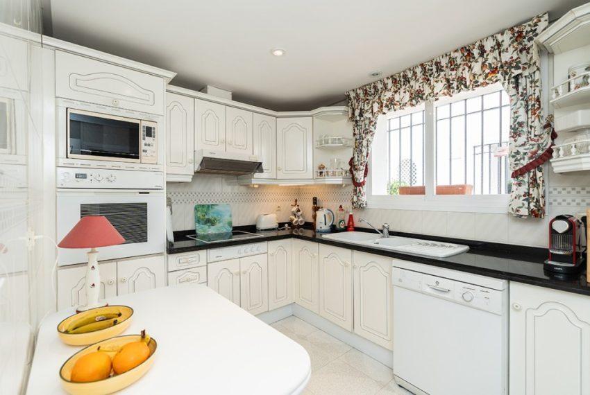 R5039470-Apartment-For-Sale-Marbella-Middle-Floor-3-Beds-253-Built-2
