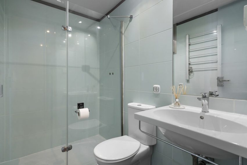 R5040337-Apartment-For-Sale-La-Cala-de-Mijas-Penthouse-5-Beds-471-Built-18