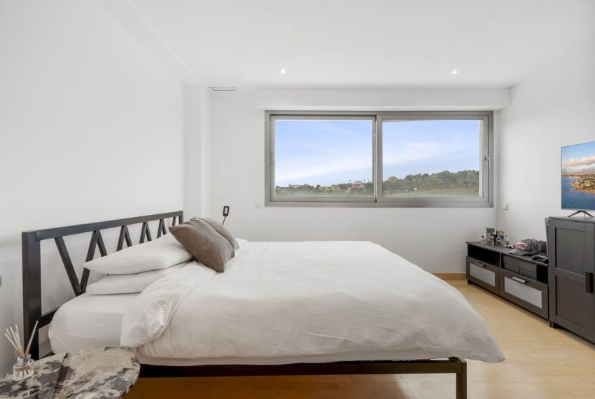 R5040337-Apartment-For-Sale-La-Cala-de-Mijas-Penthouse-5-Beds-471-Built-19
