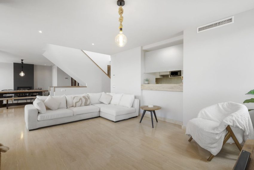 R5040337-Apartment-For-Sale-La-Cala-de-Mijas-Penthouse-5-Beds-471-Built-2