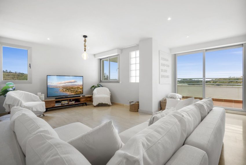 R5040337-Apartment-For-Sale-La-Cala-de-Mijas-Penthouse-5-Beds-471-Built-3