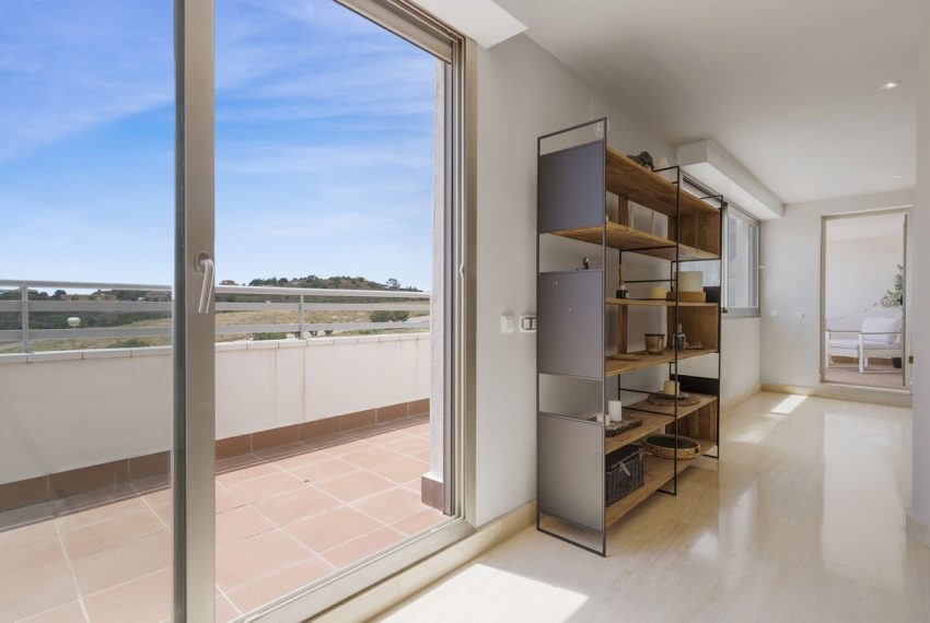 R5040337-Apartment-For-Sale-La-Cala-de-Mijas-Penthouse-5-Beds-471-Built-5