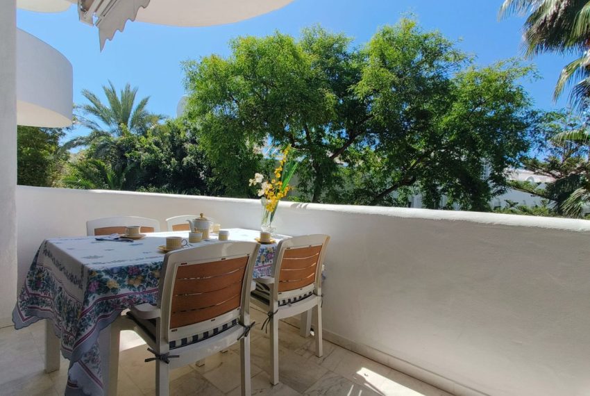 R5040355-Apartment-For-Sale-The-Golden-Mile-Middle-Floor-4-Beds-165-Built-1