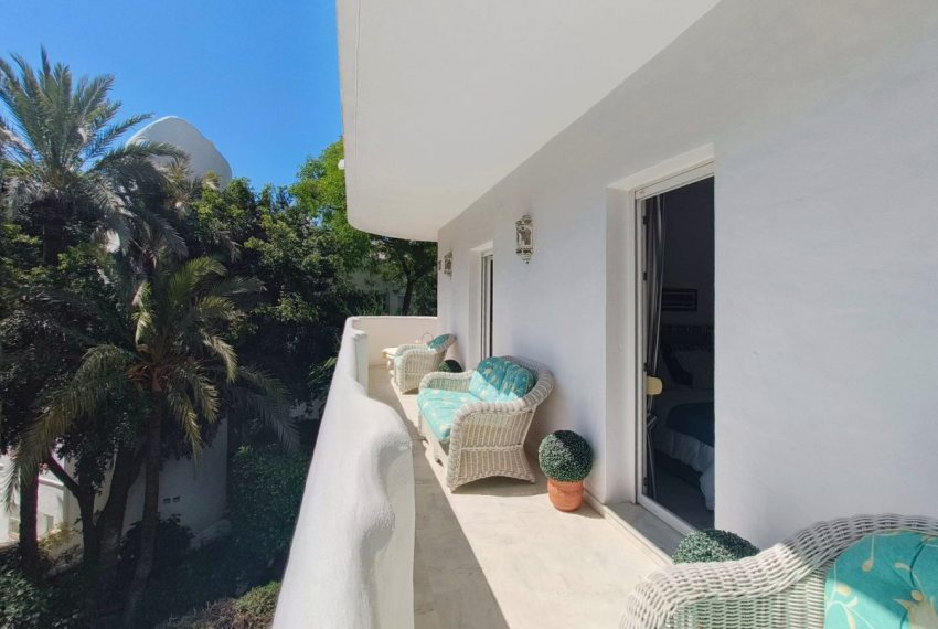 R5040355-Apartment-For-Sale-The-Golden-Mile-Middle-Floor-4-Beds-165-Built-2