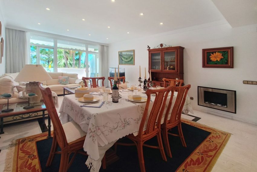 R5040355-Apartment-For-Sale-The-Golden-Mile-Middle-Floor-4-Beds-165-Built-5