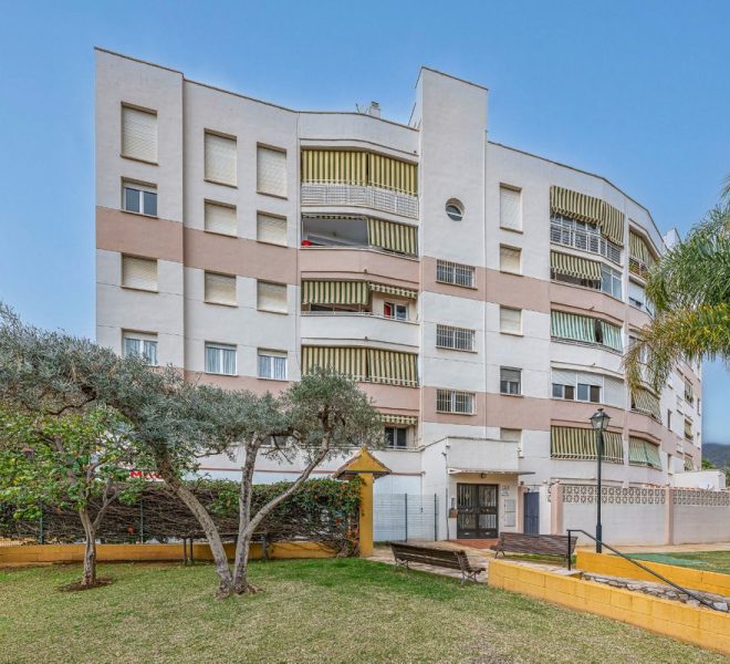 R5041027-Image 1-Middle Floor - 2 Beds - 69 Built