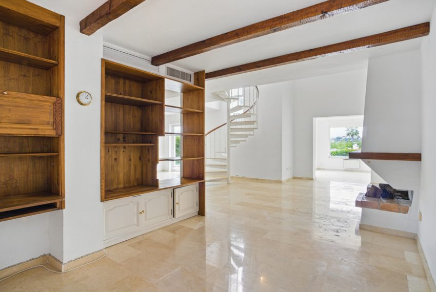 R5041408-Townhouse-For-Sale-Nueva-Andalucia-Terraced-3-Beds-285-Built-7