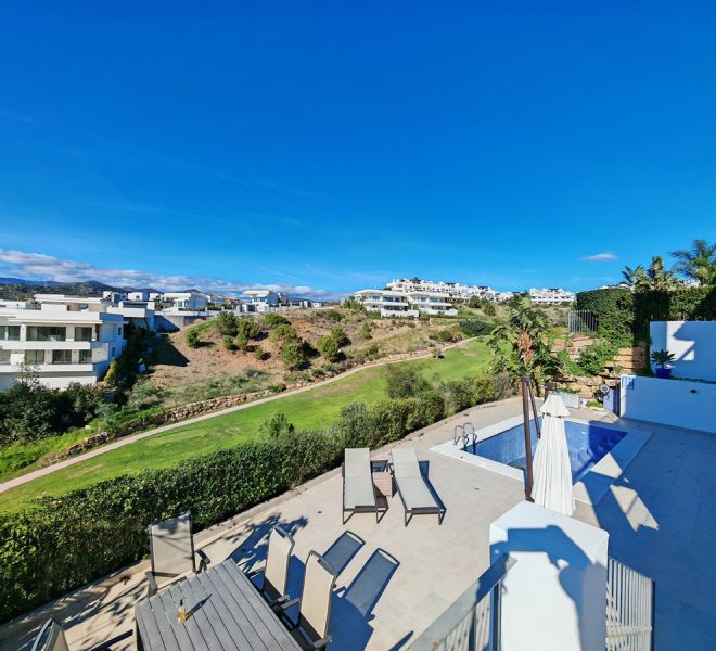 R5042338-Image 1-Detached - 4 Beds - 351 Built