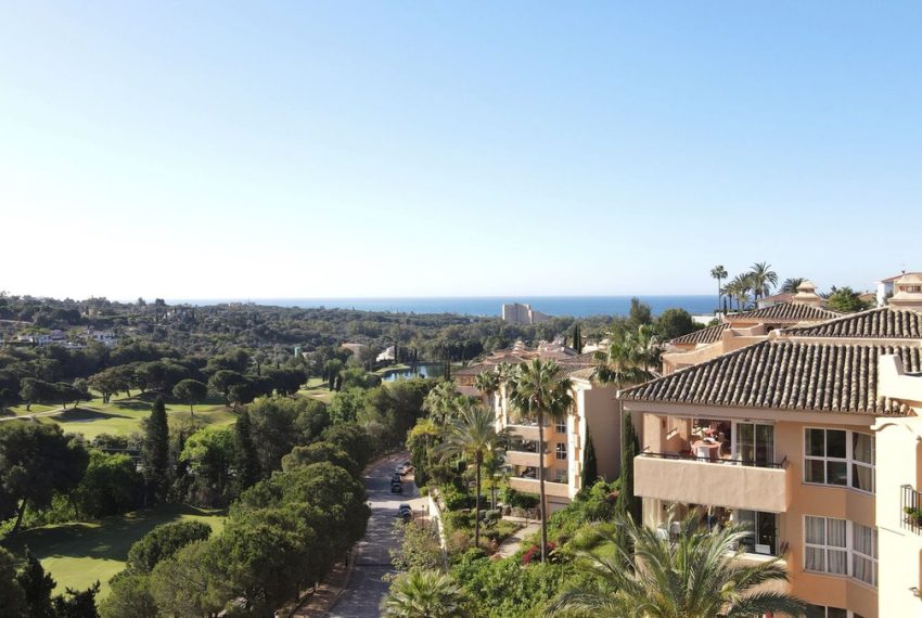R5044033-Apartment-For-Sale-Elviria-Penthouse-3-Beds-190-Built-2