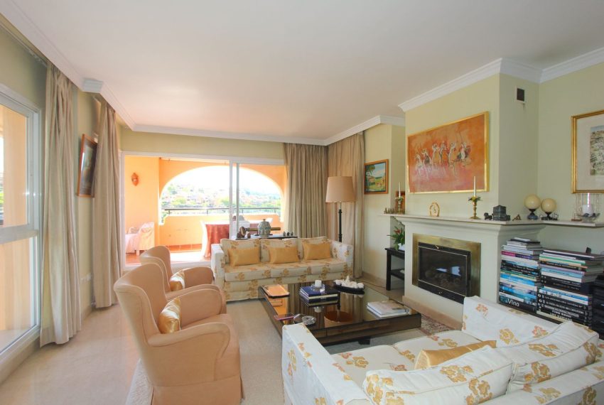 R5044033-Apartment-For-Sale-Elviria-Penthouse-3-Beds-190-Built-7