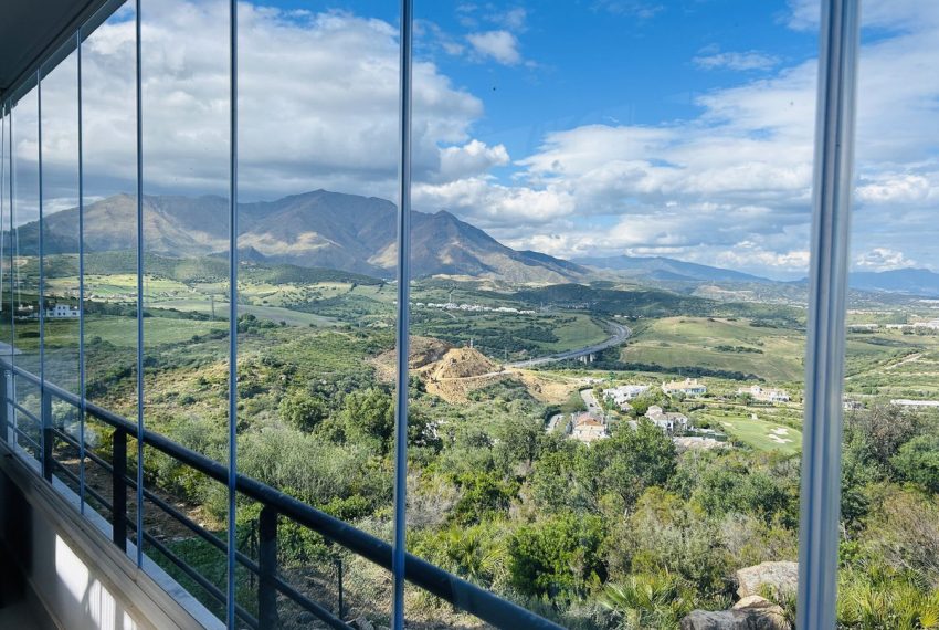 R5044453-Apartment-For-Sale-Estepona-Penthouse-2-Beds-62-Built