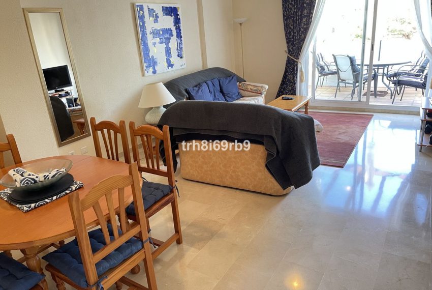 R5044555-Apartment-For-Sale-Benavista-Penthouse-2-Beds-80-Built-2