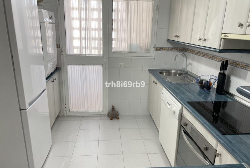 R5044555-Apartment-For-Sale-Benavista-Penthouse-2-Beds-80-Built-5