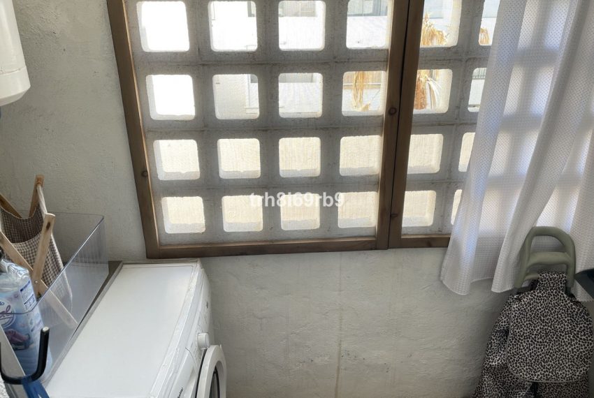 R5044555-Apartment-For-Sale-Benavista-Penthouse-2-Beds-80-Built-6