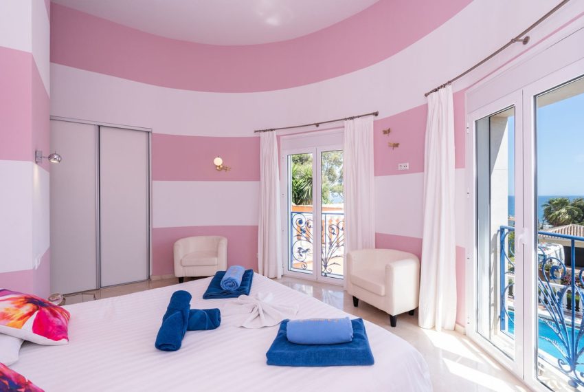 R5044567-Villa-For-Sale-La-Cala-de-Mijas-Detached-5-Beds-419-Built-8