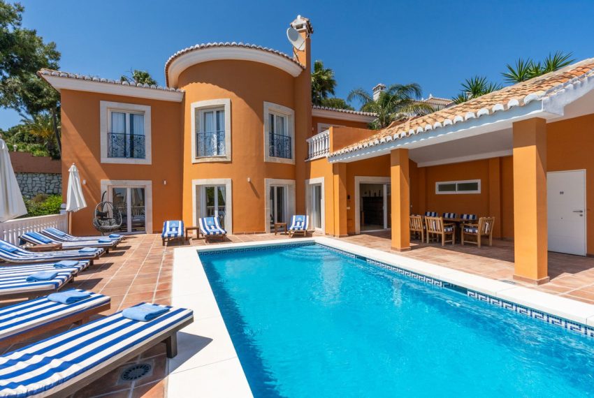 R5044567-Villa-For-Sale-La-Cala-de-Mijas-Detached-5-Beds-419-Built